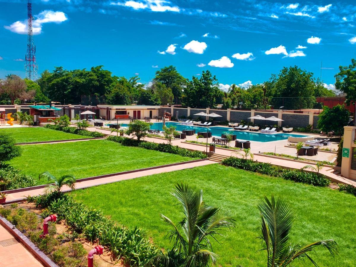 Bravia Hotel Niamey Exterior foto